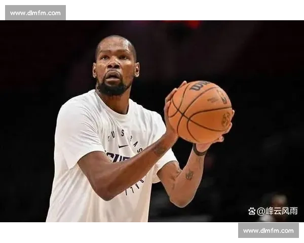 杜兰特直言矮个后卫首发困境：防守铁闸或进攻奇才方能破局