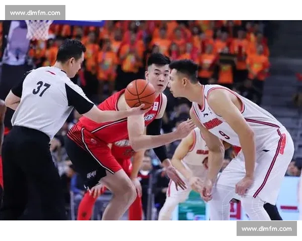 曾繁日官宣加盟深圳男篮！2 年合同开启新征程，已正式报到