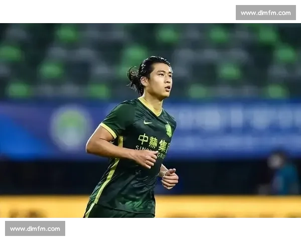 工体逆转夜！张玉宁造点 + 法比奥绝杀，国安 2-1 云南玉昆延续不败